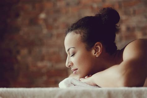 Massagem Sensual de Corpo Inteiro Massagem sexual Vila Nova Da Telha